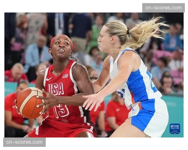 巴黎奥运会篮球决赛场馆“贝尔西体育馆”完成测试赛